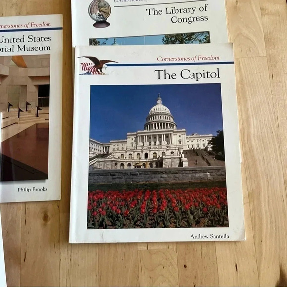 Lot of 5 Cornerstones of Freedom Books Children's Press Paperback Homeschooling - Picture 3 of 12